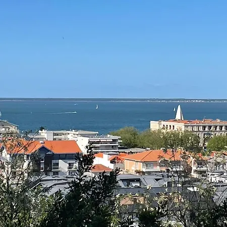 Grande Maison Avec Patio Proche Et Centre 펜션 아르카숑