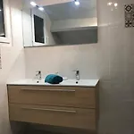 بيت للعطل Grande Maison Avec Patio Proche Et Centre *