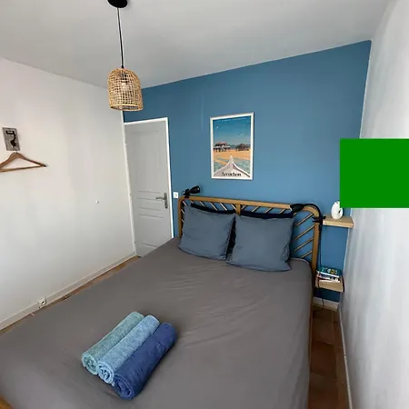 Grande Maison Avec Patio Proche Et Centre Будинок відпочинку *